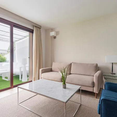 Apartment The Terraces Luxury Penthouses, 1d *